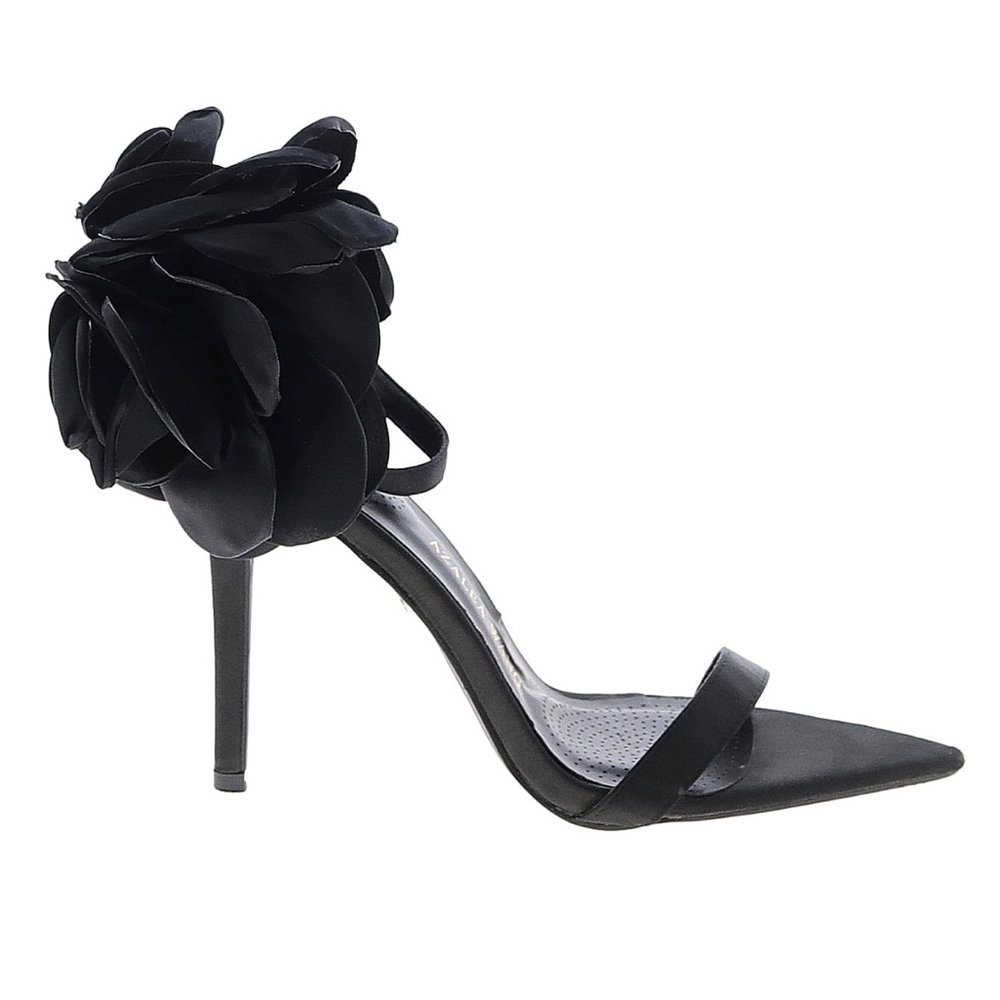 Azalea Wang Flower Heels